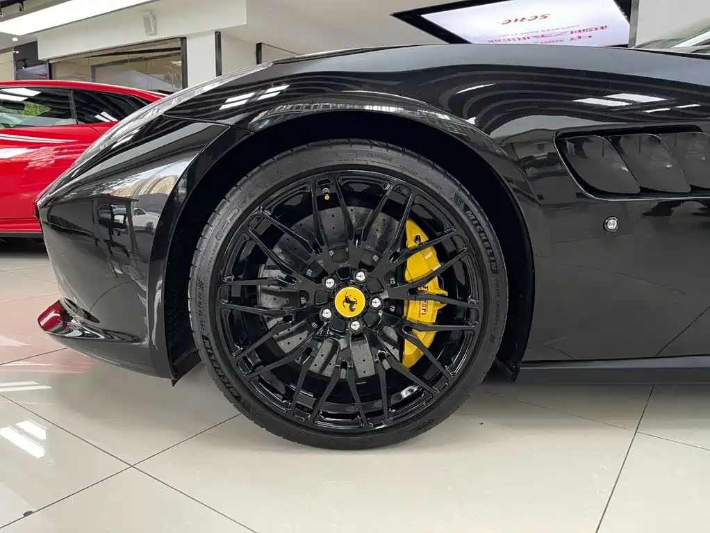 Ferrari GTC4Lusso 2019 2017 3.9T V8