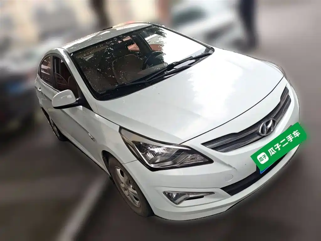 Hyundai Verna 2014 1.4L Automatic Smart GLS фото 26