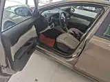 Фото 12 - Buick Excelle