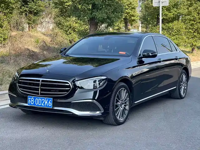 MERCEDES-BENZ E CLASS