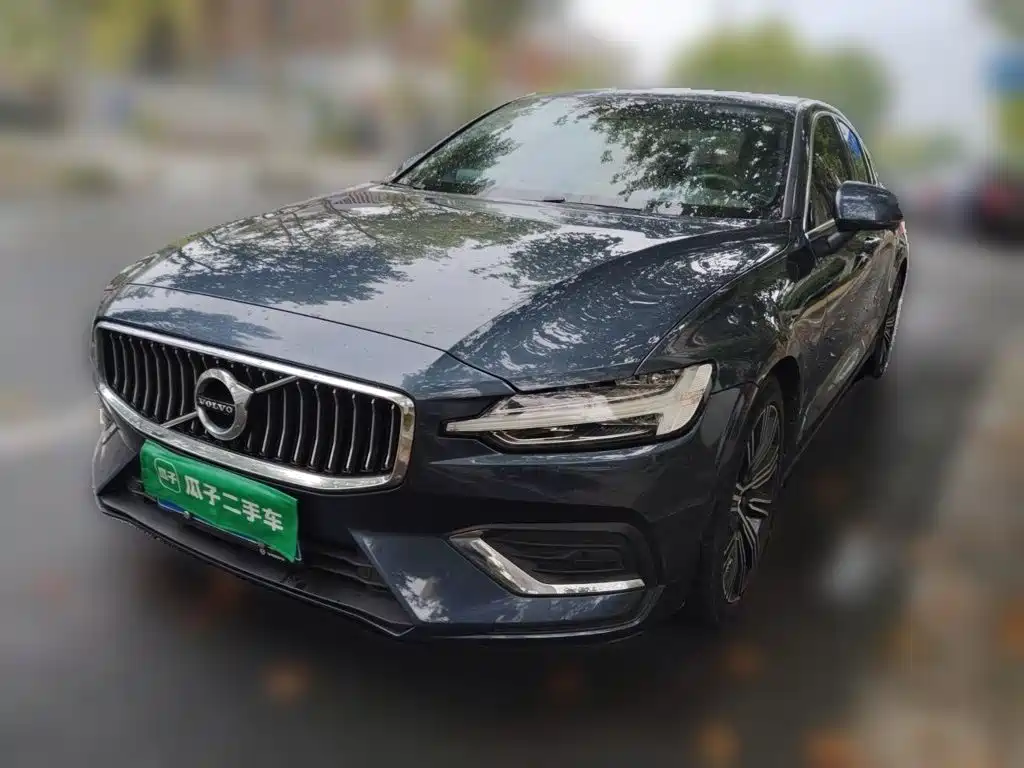 Volvo S60 2022 — пригон из Китая