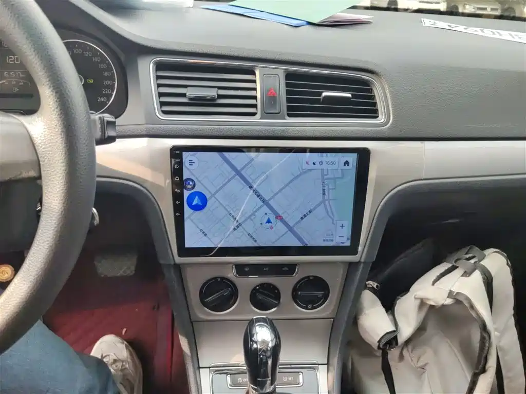 Volkswagen Lavida 2013 Facelift Classic 1.6L Automatic Comfort фото 10