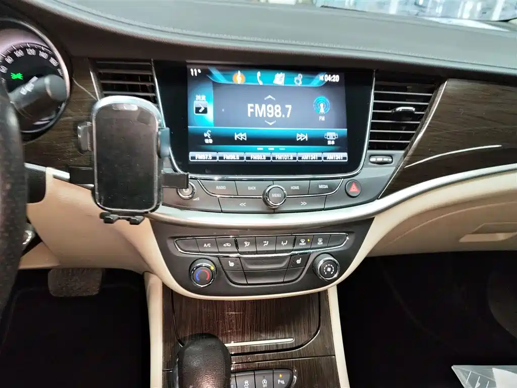 Buick Verano 2019 Sedan 15S Auto Leading фото 10