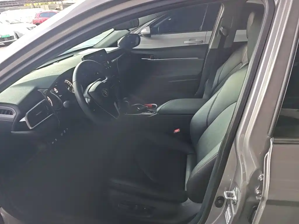 Toyota Camry 2022 2021 2.0G Luxury Edition