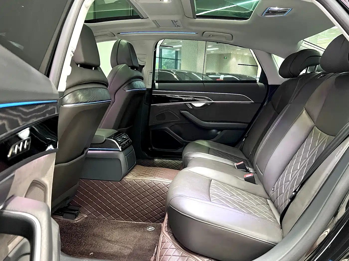 Audi A8 2021 A8L 50 TFSI quattro Comfort фото 9