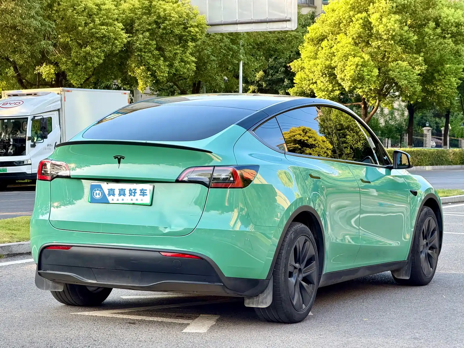 Фото 4 - Tesla Model Y