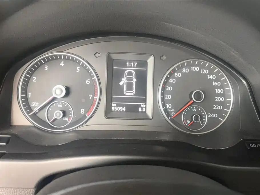 Volkswagen Golf (Import) 2011 1.4TSI Comfort Wagon фото 14