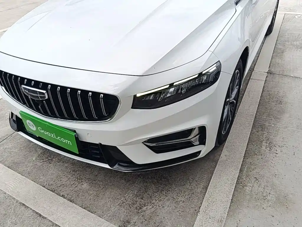 Фото 24 - Geely Preface