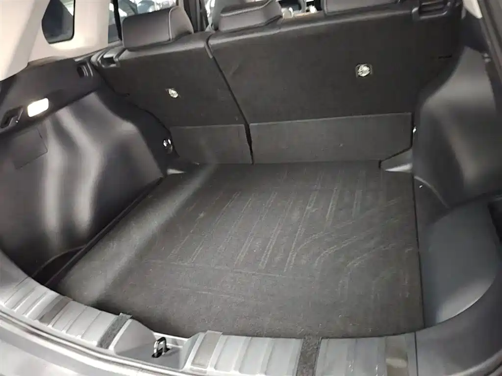 Toyota Frontlander 2024 2.0L Smart Hybrid Dual Engine Luxury Edition фото 19