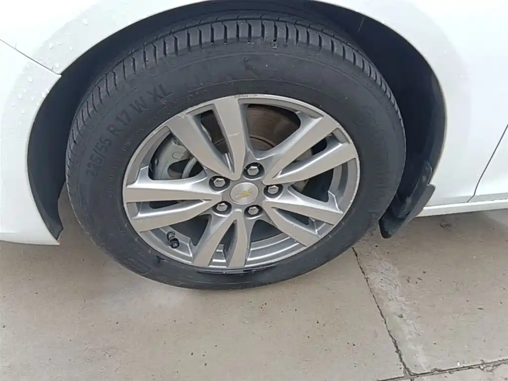 Chevrolet Malibu 2016 1.6T Automatic Luxury Edition фото 23
