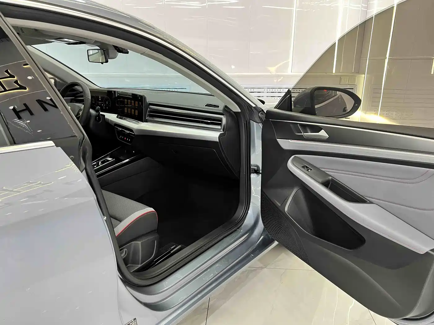 Volkswagen Lamando 2022 Lamando L 280TSI DSG Cool Edition фото 18