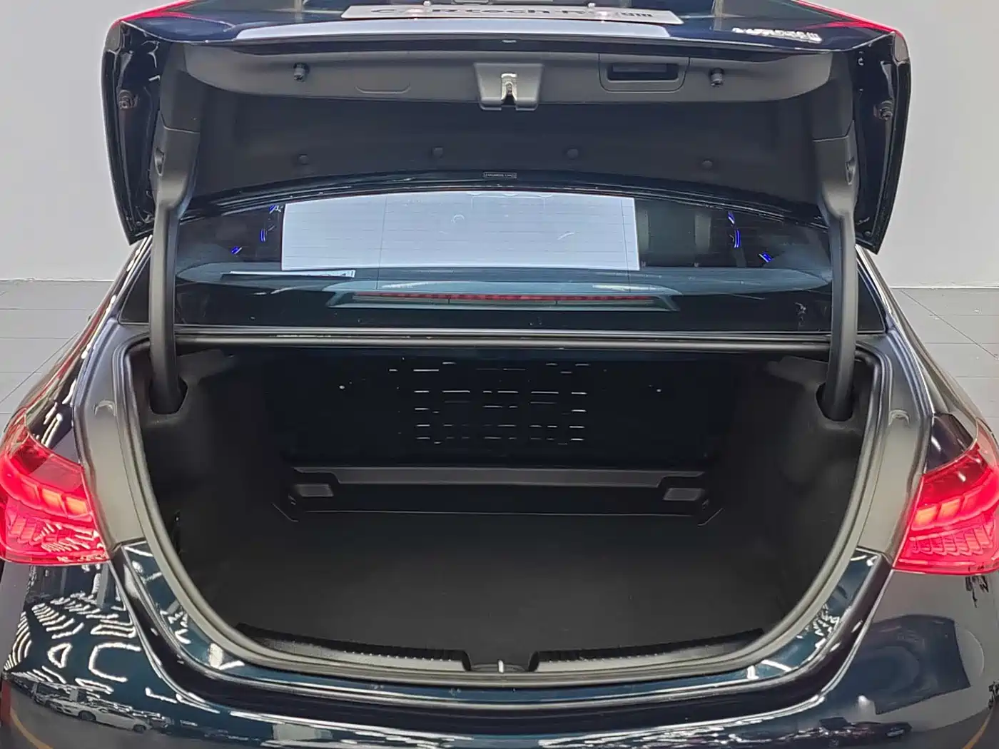 Mercedes-Benz C-Class 2022 Facelift C 200 L Sport фото 15