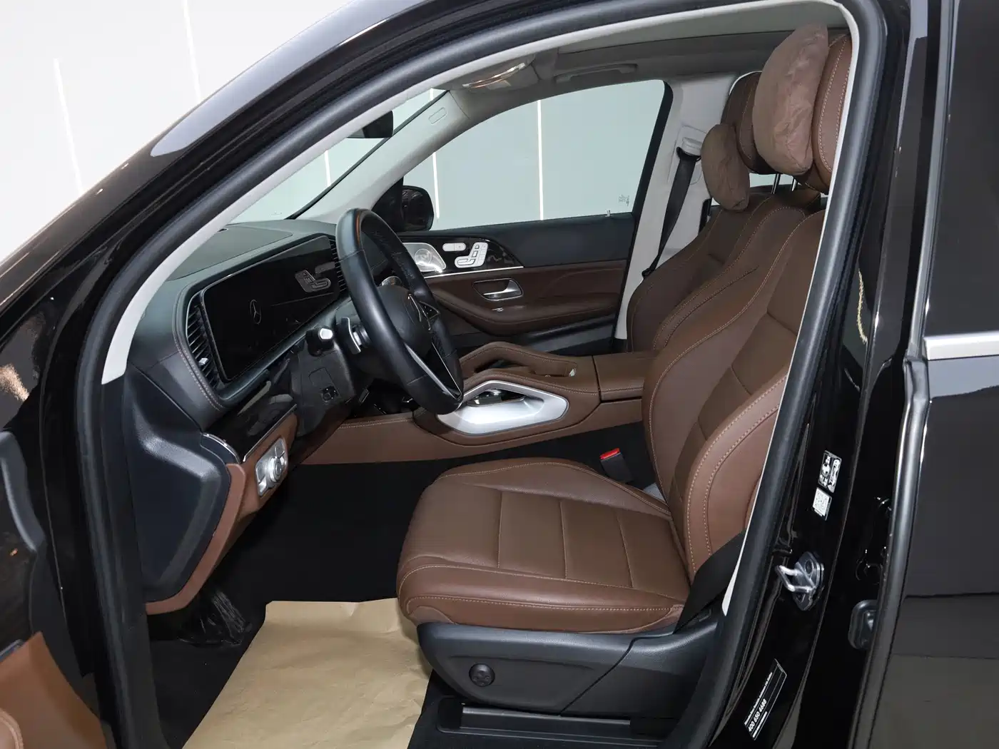 صورة 26 - Mercedes-Benz GLE