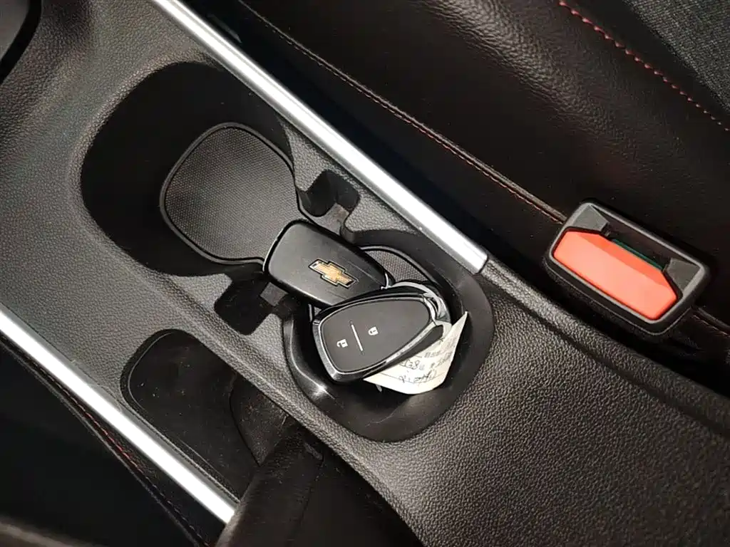 Chevrolet Trax 2019 Redline 335T CVT Extreme Edition (China VI) фото 9