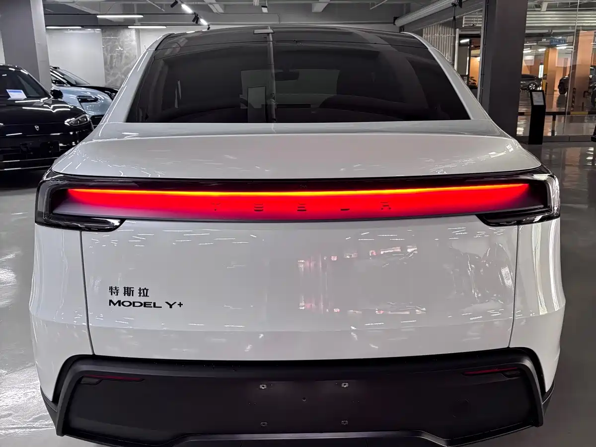 Tesla Model Y 2026 2026 Long Range All-Wheel Drive