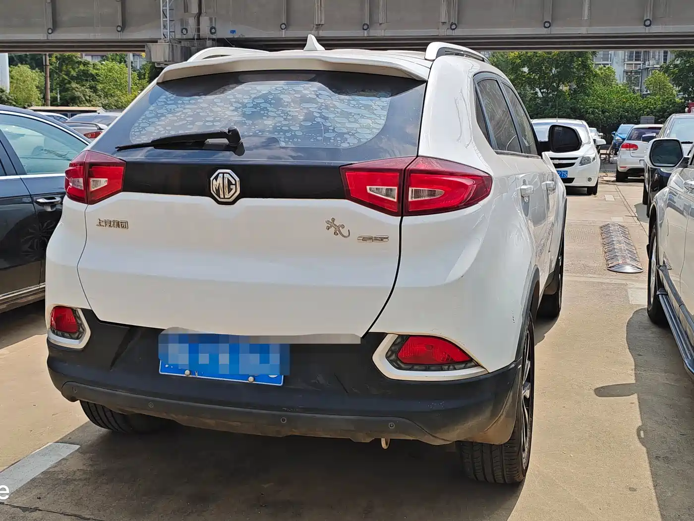Фото 5 - MG Roewe RX5