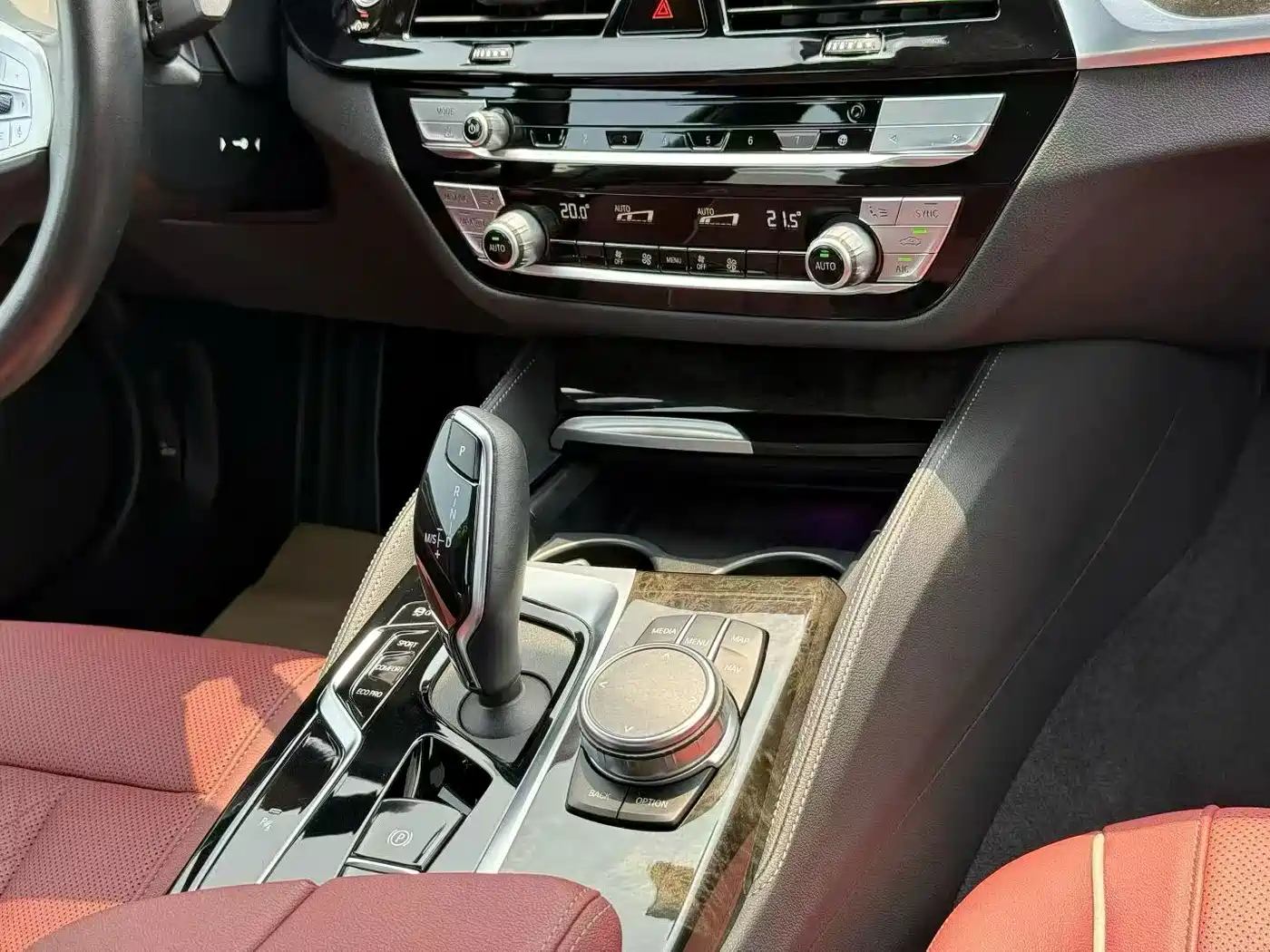 BMW 5 Series 2022 Model Second Facelift 525Li M Sport Package фото 15