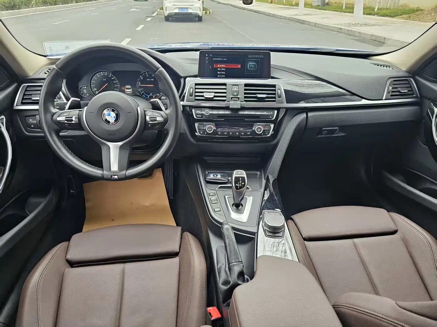 BMW 3 Series 2019 320Li M Luxury Package фото 6