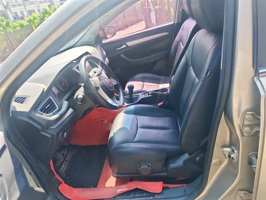 Roewe 360 2018 2018 PLUS 1.5L Manual Exclusive Edition