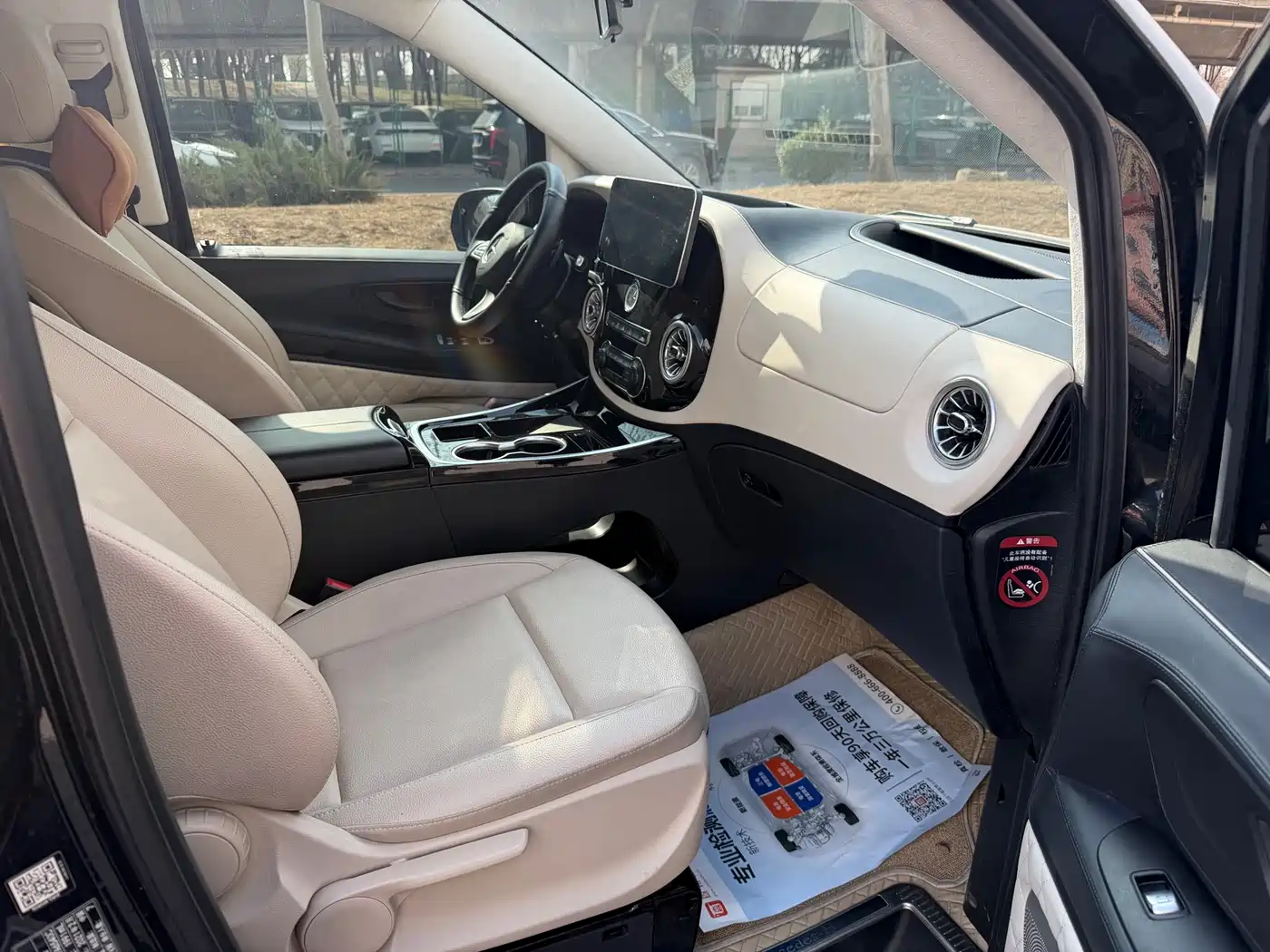 Mercedes-Benz Vito 2021 2.0T Elite 7-Seater фото 6