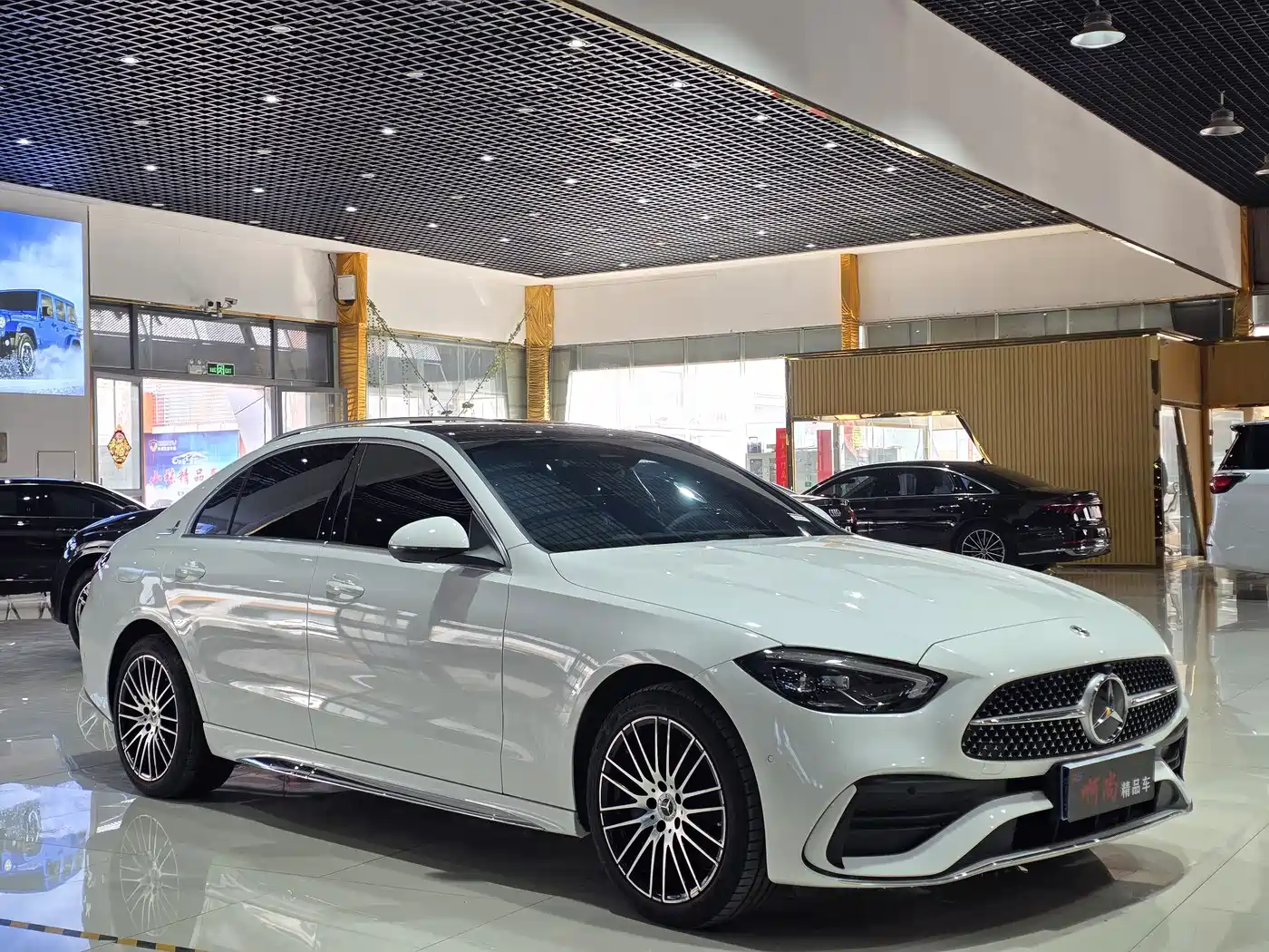 Mercedes-Benz C-Class 2023 Facelift II C 260 L Sport Edition фото 2