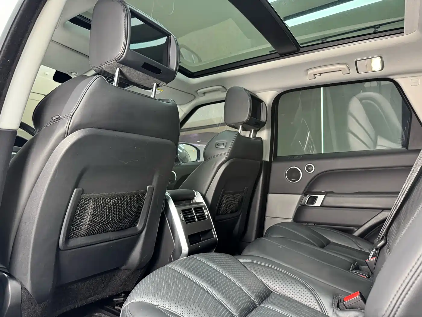 Land Rover Range Rover Sport 2016 Model 3.0 SC V6 HSE DYNAMIC фото 19