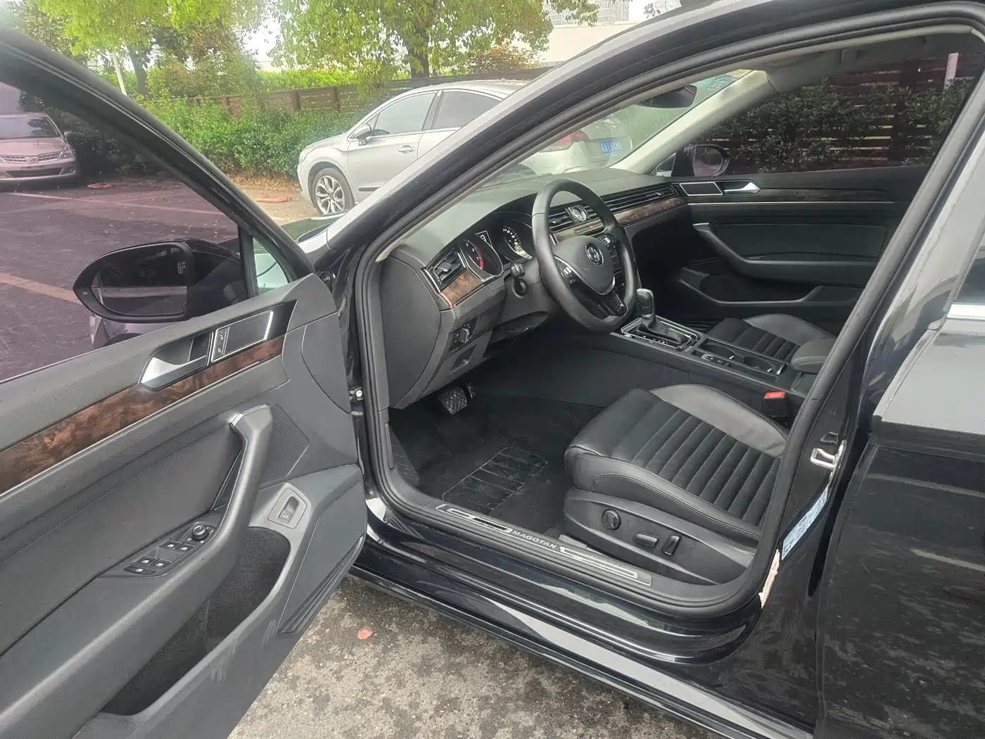 Volkswagen Magotan 2019 330TSI DSG Luxury Class China VI фото 7