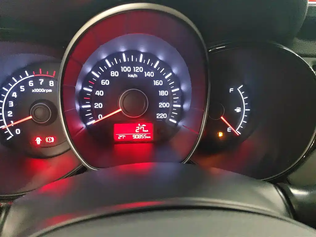 Kia K2 2015 Sedan 1.4L MT GLS фото 4