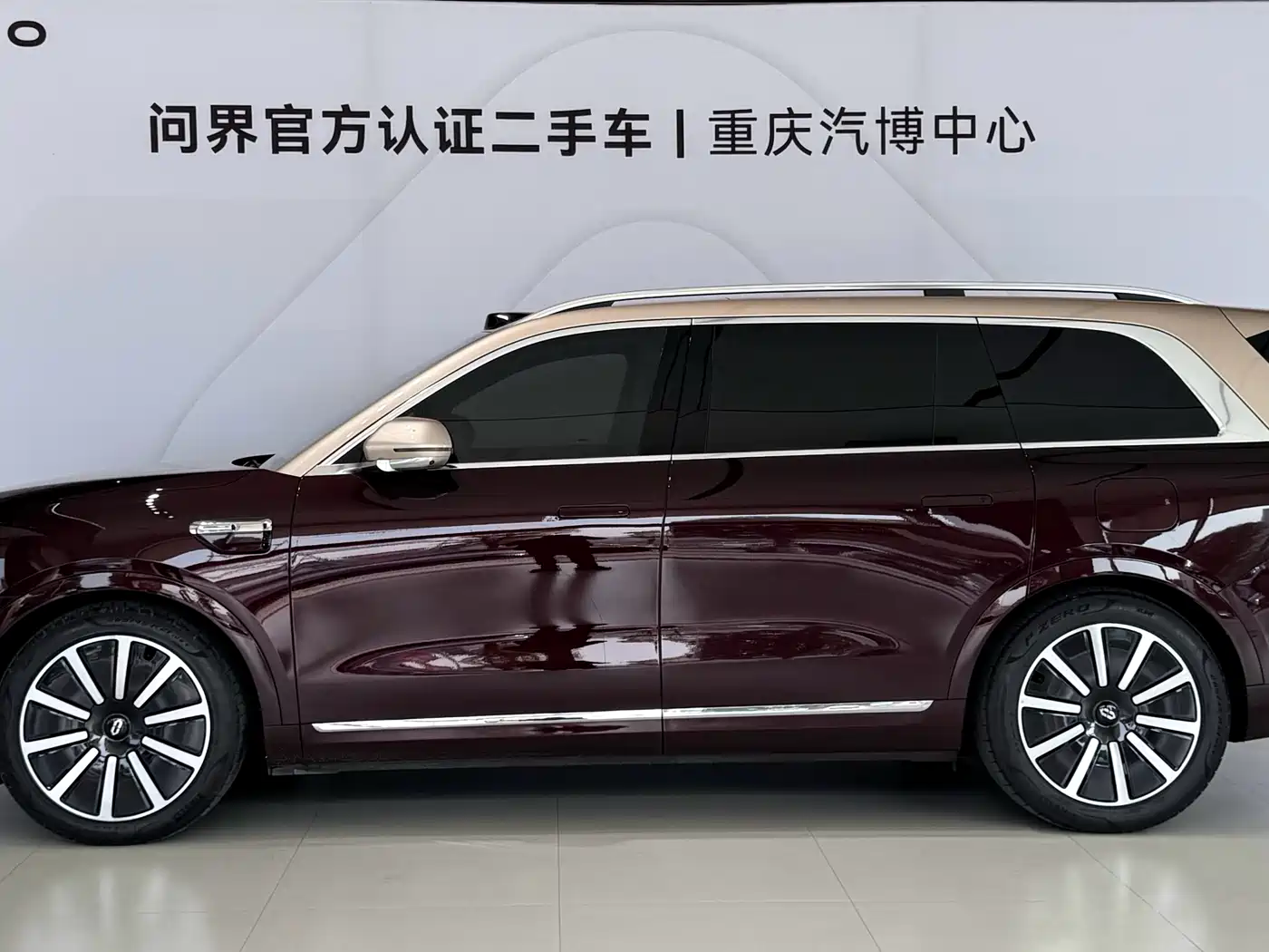 AITO Wenjie AITO M9 2025 Extended Range Ultra 52kWh 6-Seater фото 7