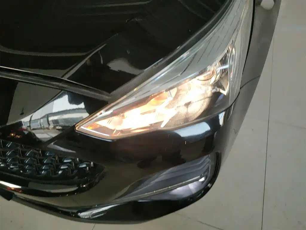 Haval M6 2019 1.5T Manual 2WD Elite Type China VI фото 24