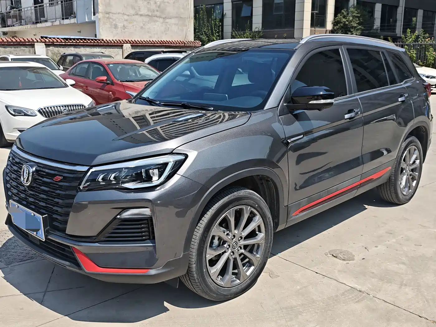 Фото 1 - Changan CS75