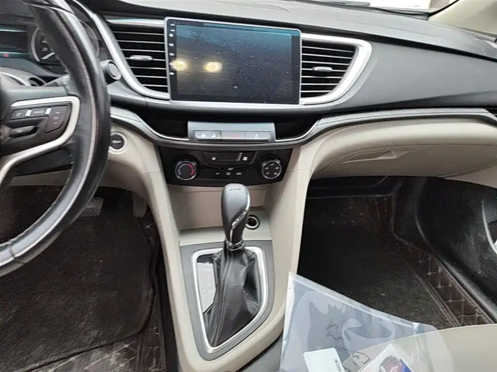 Buick Excelle 2018 15T Dual Clutch Elite (China V) фото 13