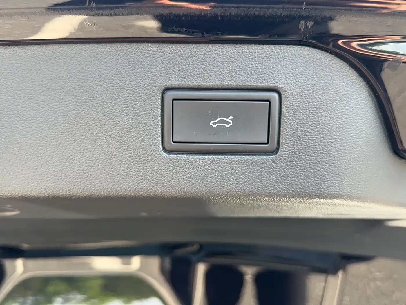 Volkswagen Passat 2023 330TSI Starlight Luxury Edition фото 21