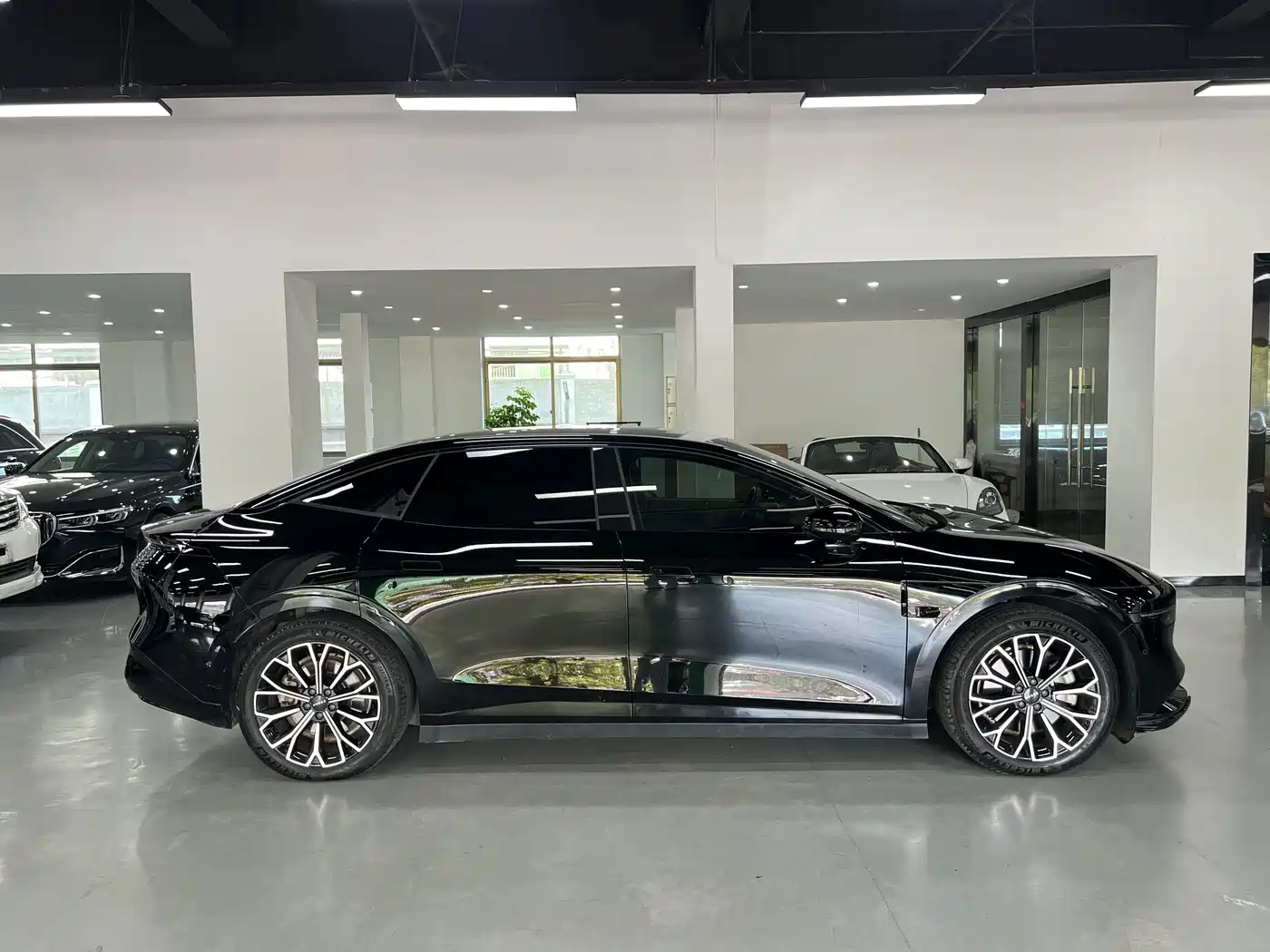ZEEKR 007 2024 2024 RWD Enhanced 75kWh