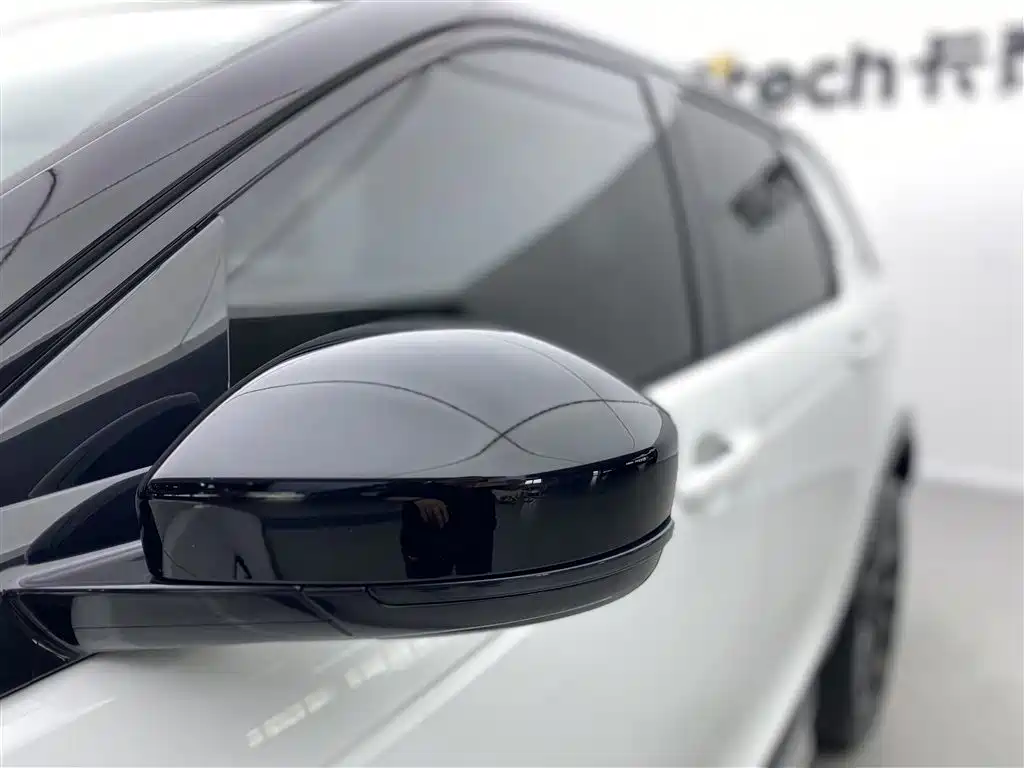 Land Rover Discovery Sport 2024 Performance Technology Edition фото 35
