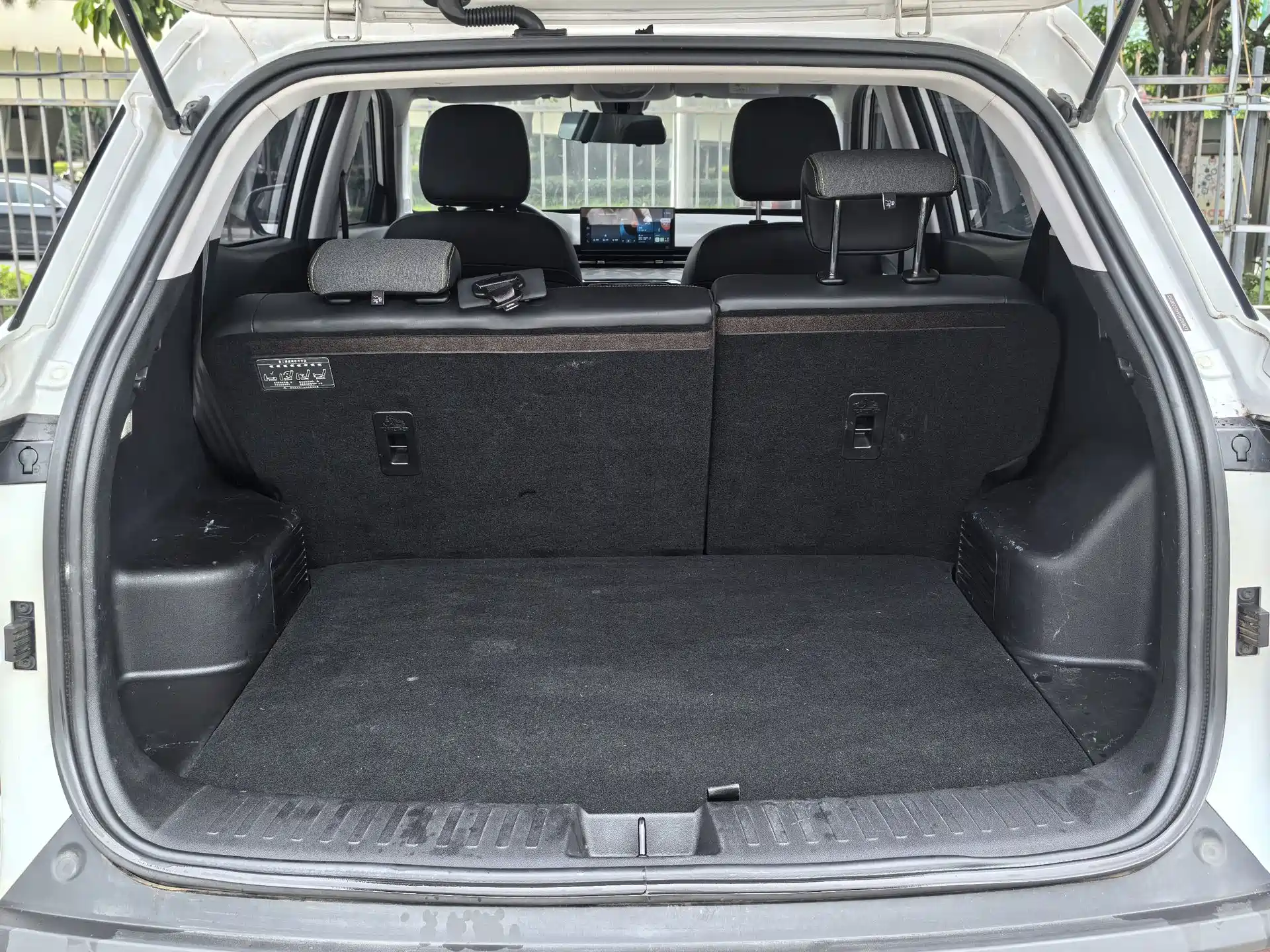 Photo 16 - Baojun RS-3
