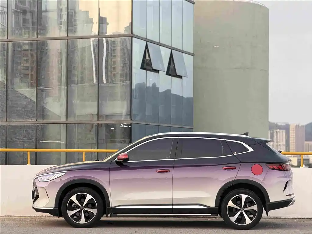 Photo 8 - BYD Song PLUS PHEV