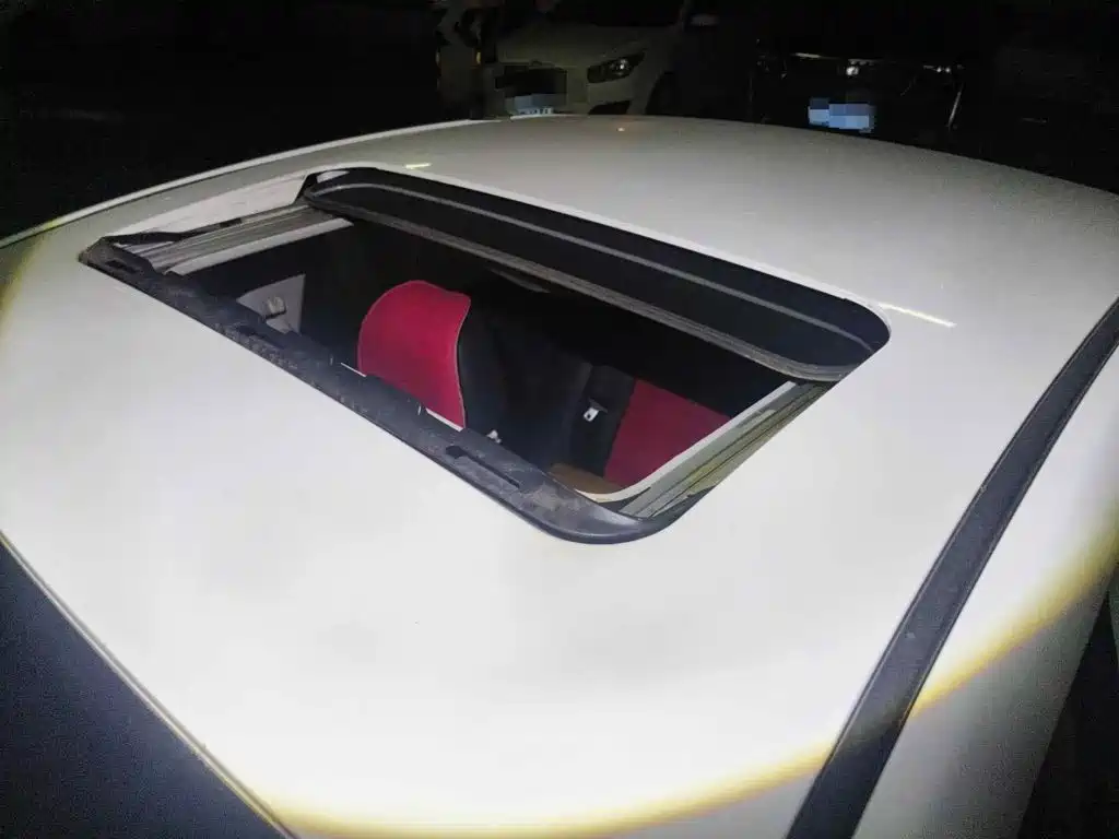 Roewe 350 2014 2014 1.5L Automatic Joy Edition