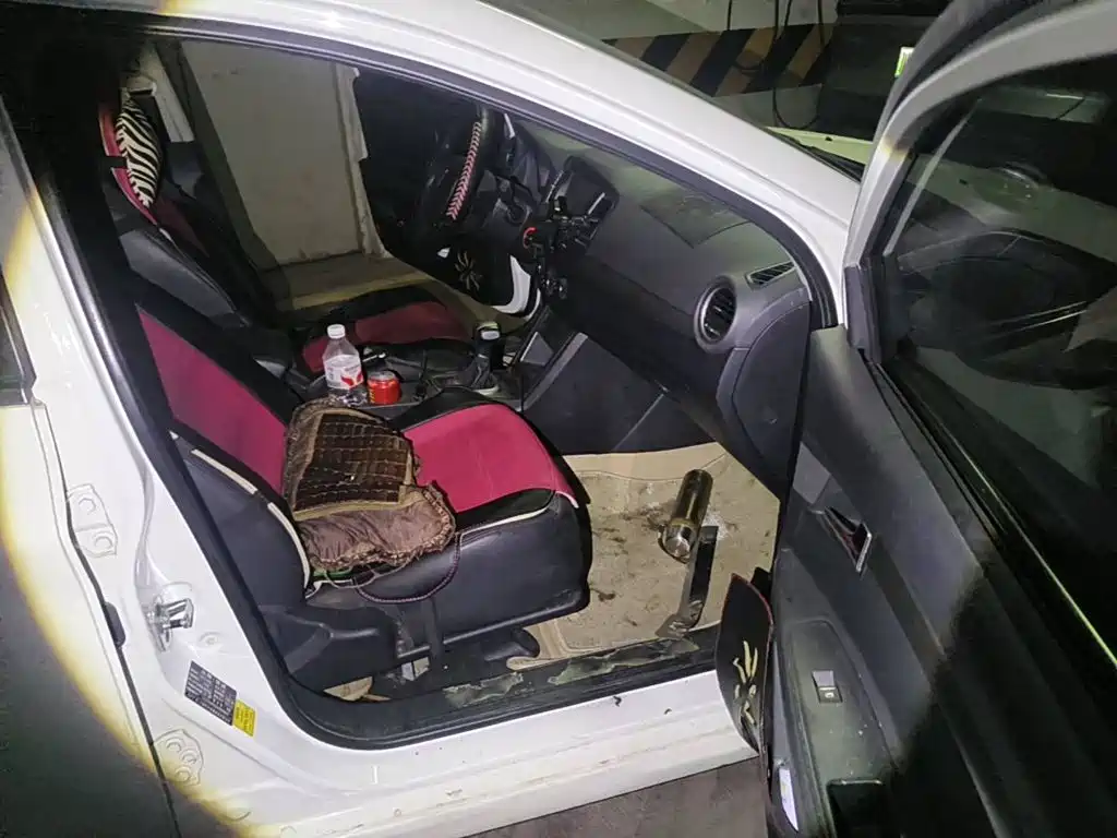 Roewe 350 2014 2014 1.5L Automatic Joy Edition
