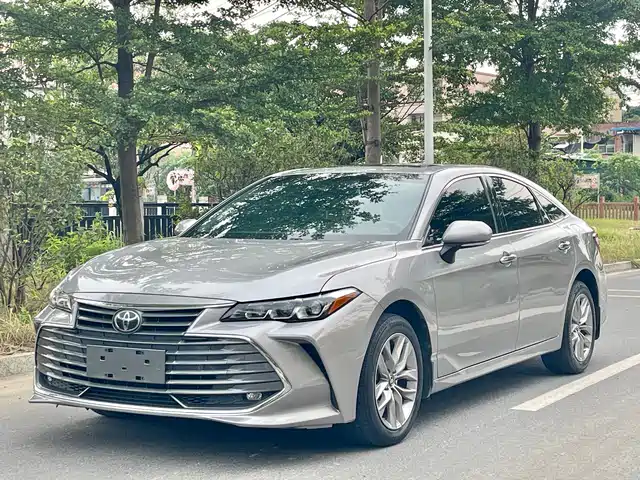 Toyota Avalon 2.0L, Люкс, экокласс Китай VI