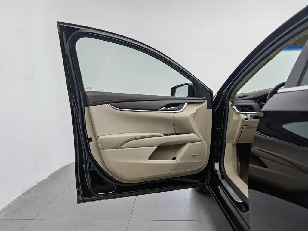 Фото 8 - Cadillac XTS