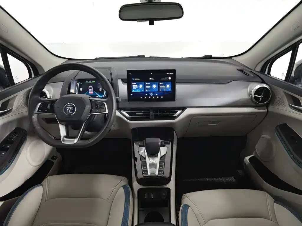 BYD Yuan Pro 2024 2023 401KM Luxury