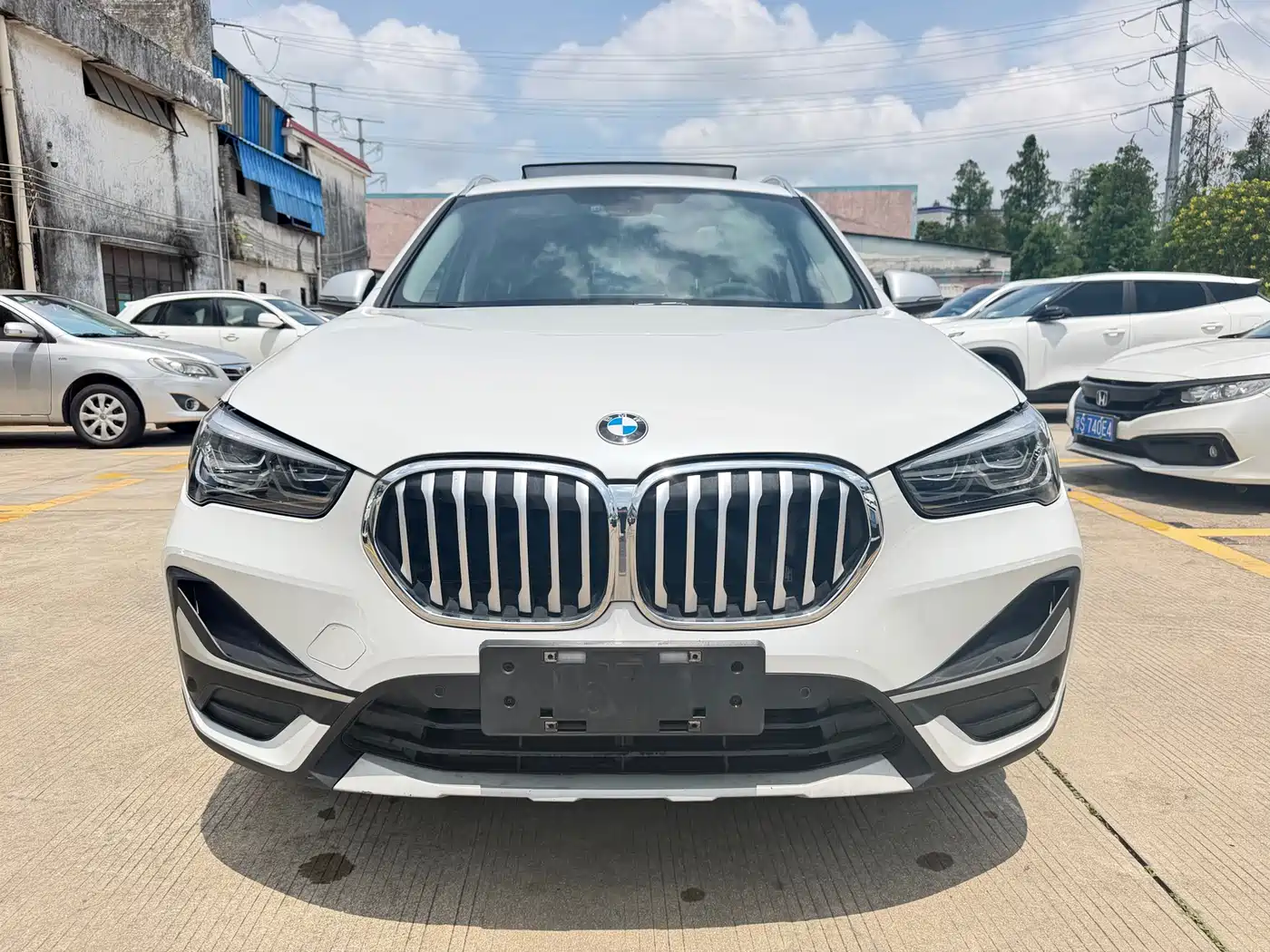 BMW X1 2022 sDrive20Li Premium фото 2