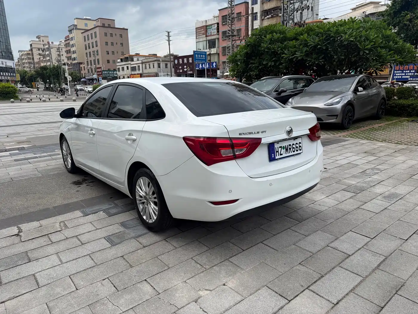 Buick Excelle 2015 18T Dual-Clutch Luxury фото 6