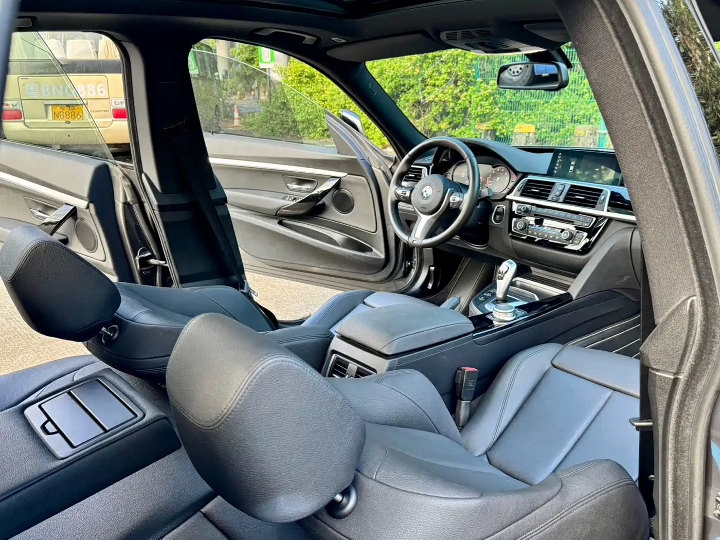 BMW 3 Series GT 2020 320i M Sport Package фото 6