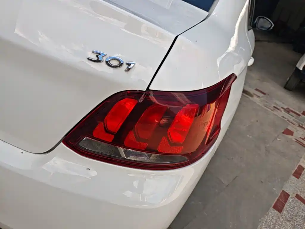 Peugeot 301 2019 2018 1.6L Manual Comfort Edition