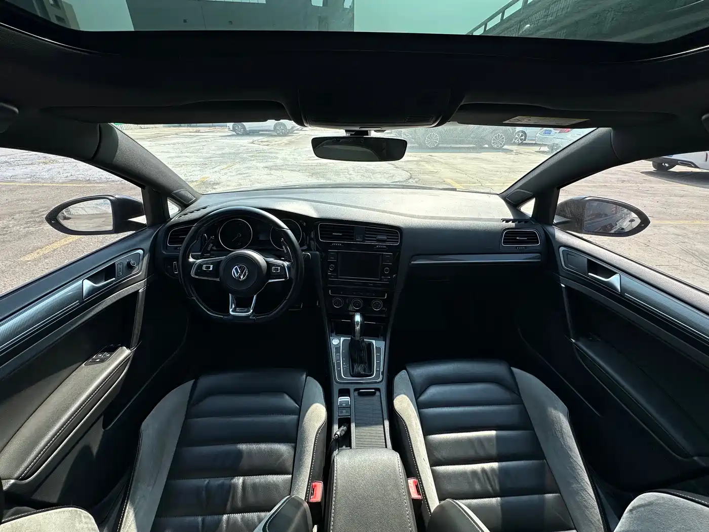 Volkswagen Golf 2018 280TSI Automatic R-Line Model фото 5