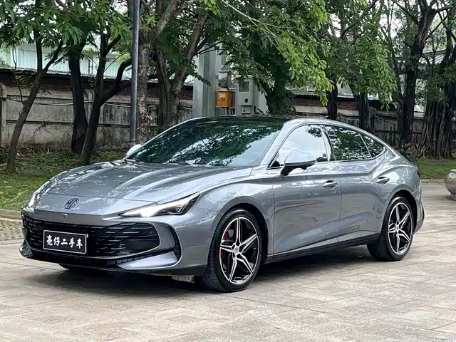 MG MG7 2025 2.0T Trophy+ Super Smart Driving Edition