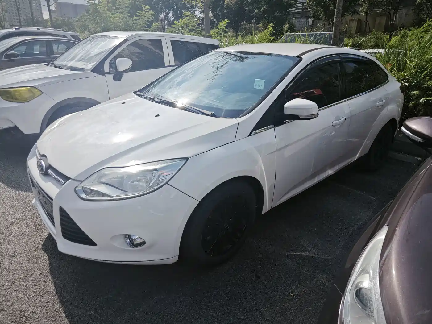Фото 2 - Ford Focus
