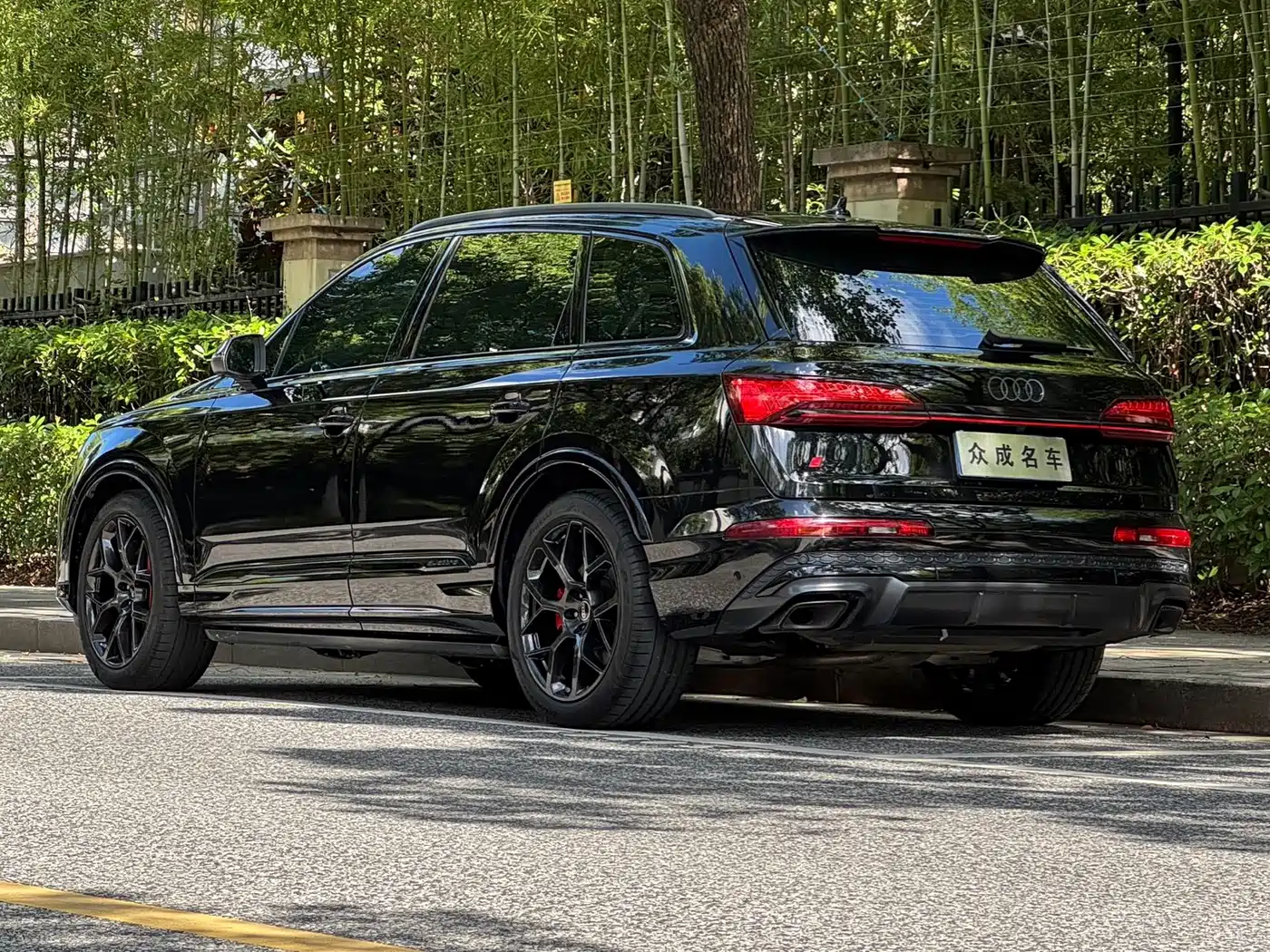 Audi Q7 2025 2025 55 TFSI quattro S line Sport